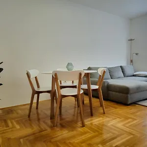  Apartamento Uptown Place