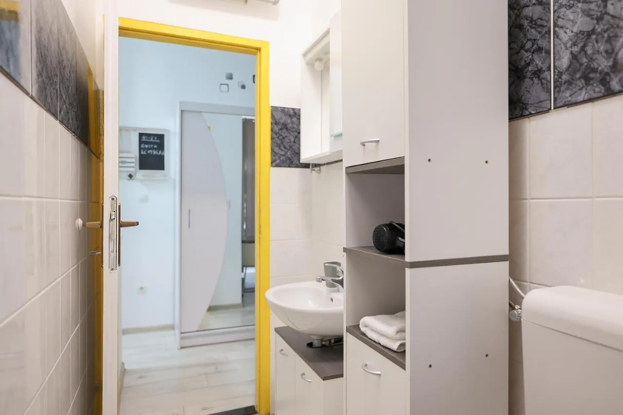 Cozy Studio Cvita Zadar Apartment